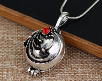 Vampire Diaries Necklace Elena Gilbert 