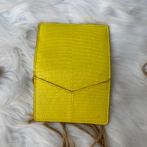 Yellow Vietnam Premium Lagarto titular de tarjetas de cuero, estuches de tarjetas de visita, regalo para él, billetera de cuero, titular de tarjetas hechas a mano