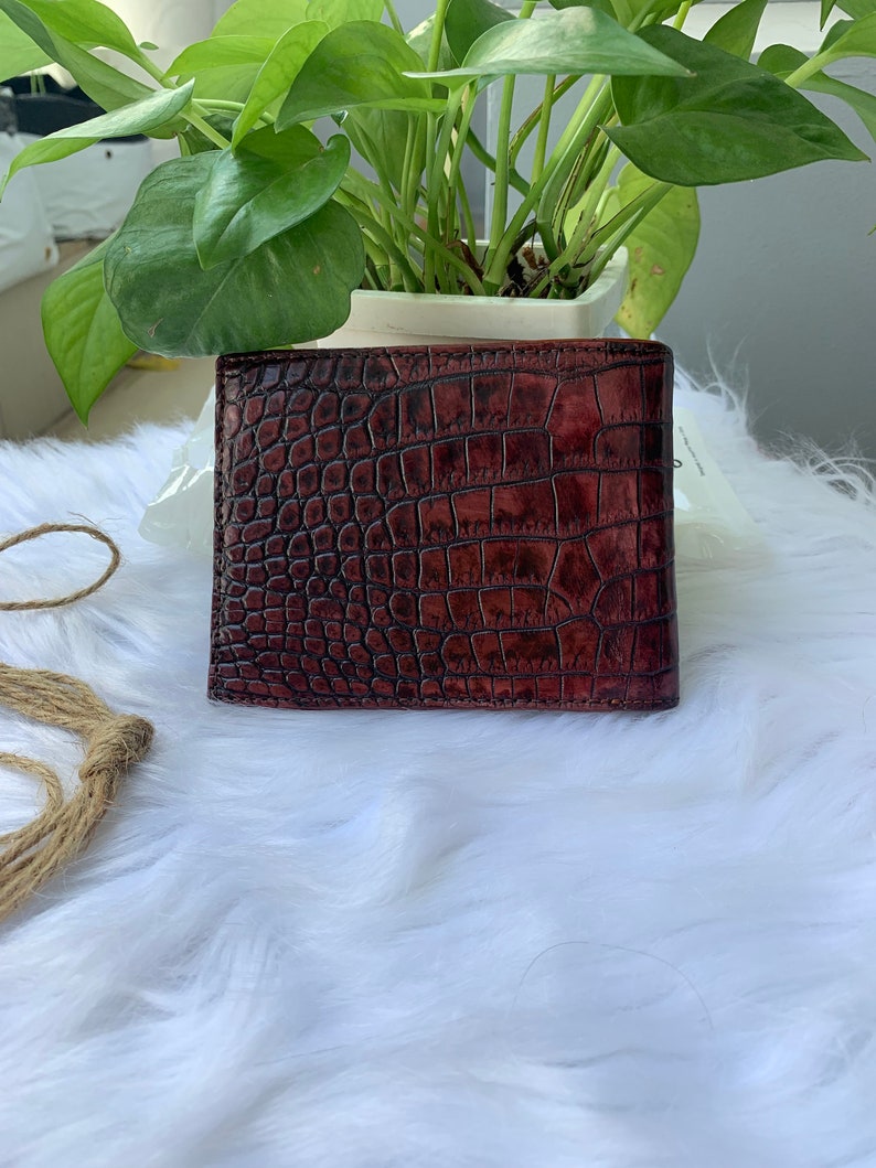 Gift for him leather wallet men, Premium Genuine Crocodile Alligator Leather Skin Bifold Wallet for Men,Handmade Leather wallet