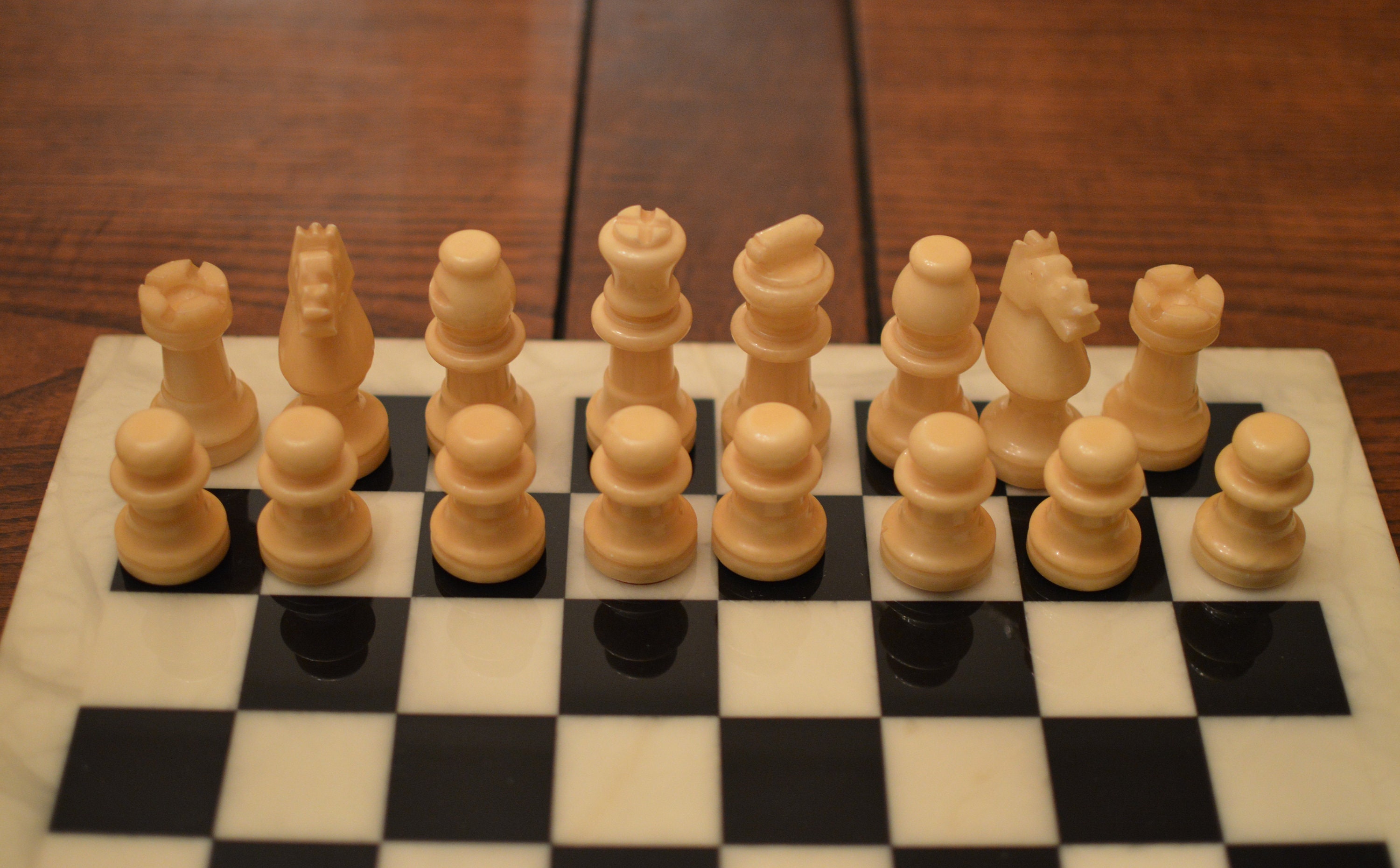 Vintage Alabaster Chess Set Hand Carved in Italy- Never Used - Etsy