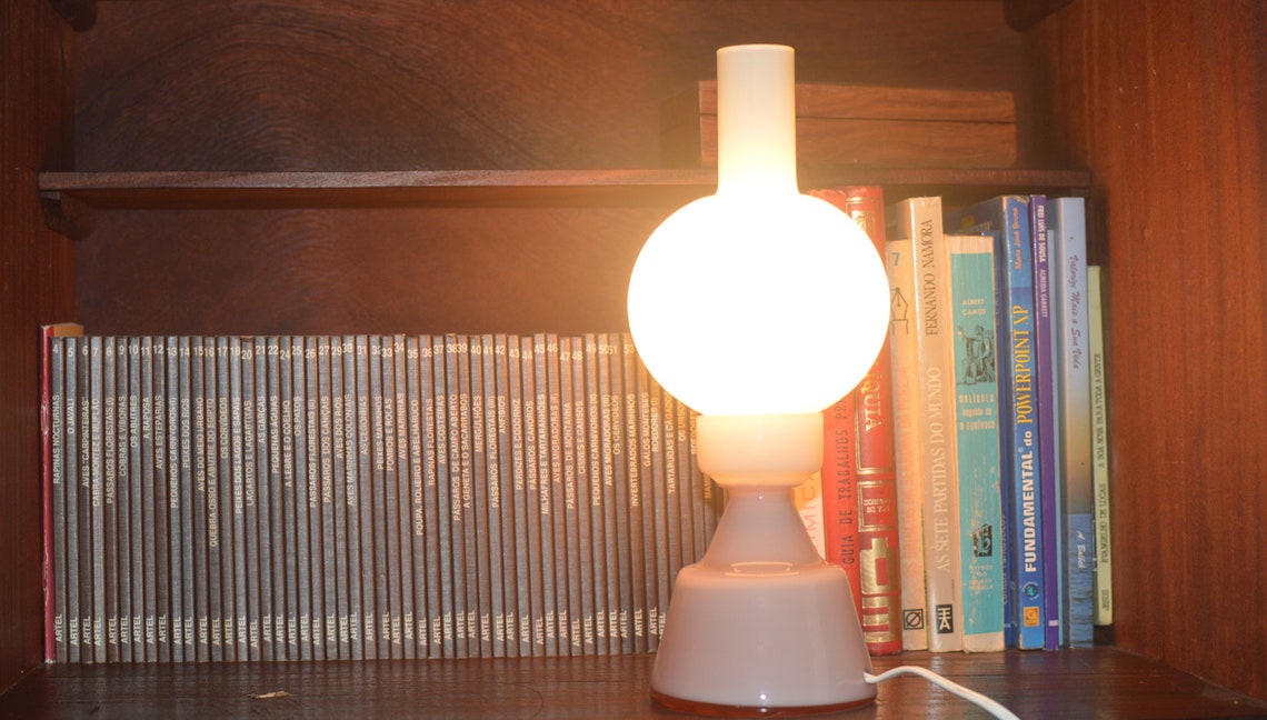 Vintage Mid-Century opaline Milk Glass, photo 3 of 5