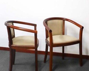 set van 4 Deense designstoelen. 4 modernistische mahoniehouten stoelen met beige leren bekleding
