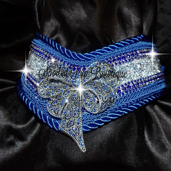 Blue Bow Rhinestone V Collar