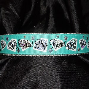 Aqua Holographic Foil Diamonds Collar