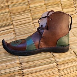 Middeleeuwse laarzen, Viking lederen schoenen
