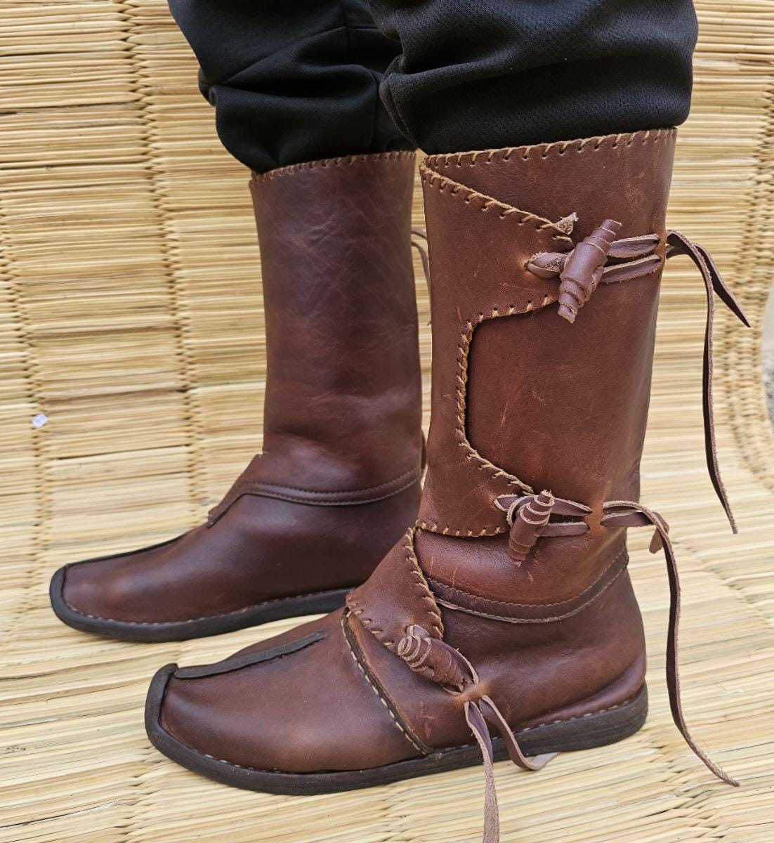 Medieval Leather Boots, Renaissance Faire Shoes, Viking  display picture 3