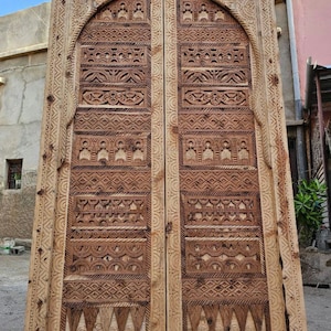 Moroccan Vintage Style Door, Handmade Wooden Door, Moorish Door, Farmhouse Door, Wooden Solid Door, Engarved Door, Unique Hand-carved Door.