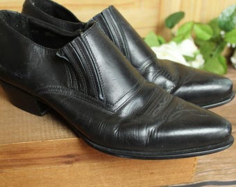 Vintage Durango Ankle Boots- Black Size 9 1/2- Leather-Scroll Stitching on Toes-Western Shoes