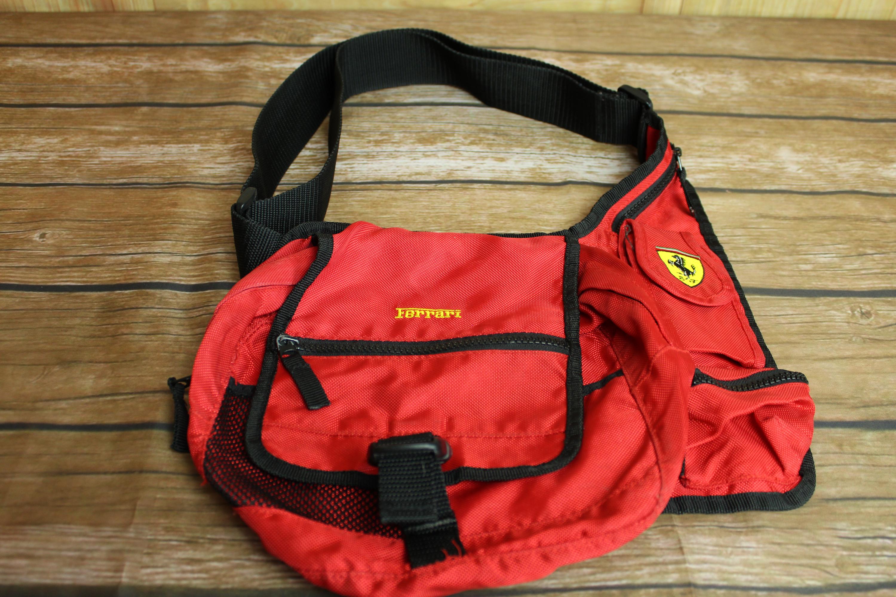 Vintage Ferrari 1999 Large Scudetto Rosso Corso F1 Flag- Luxury 