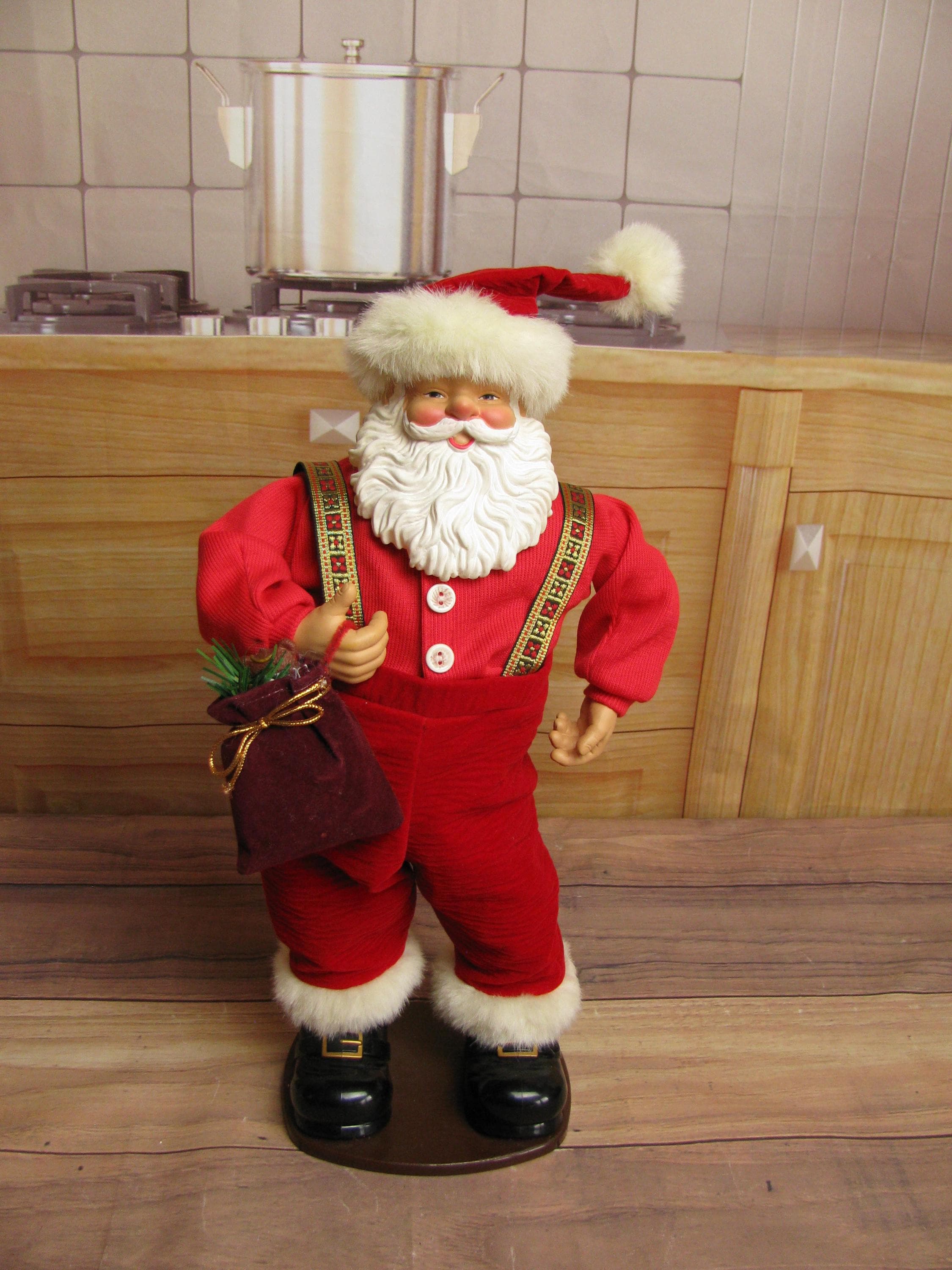Vintage 1998 Jingle Bell Rock Santa- Christmas Fantasy Ltd