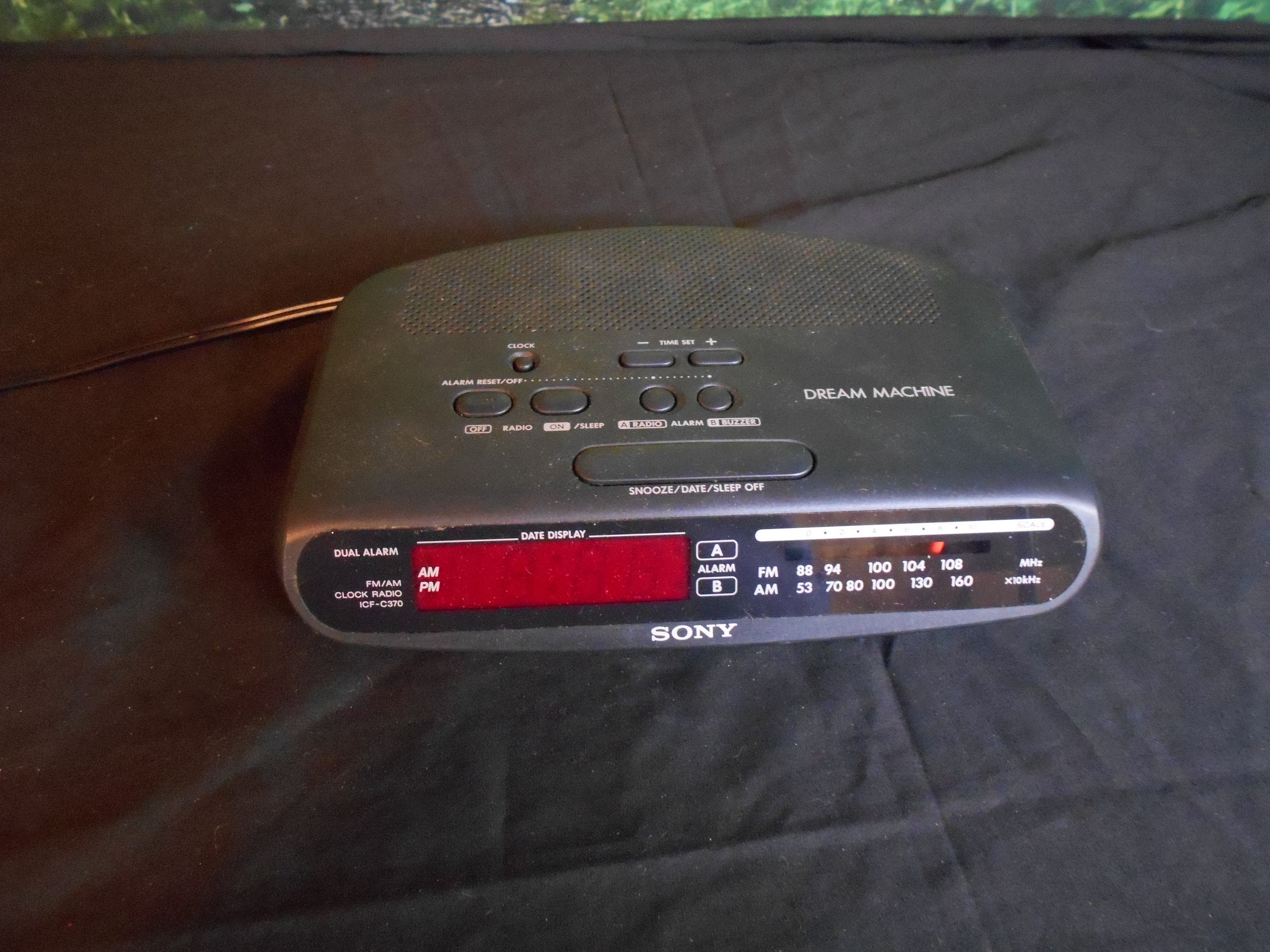 SONY DREAM MACHINE ALARM CLOCK RADIO SONY DREAM MACHINE ALARM CLOCK RADIO