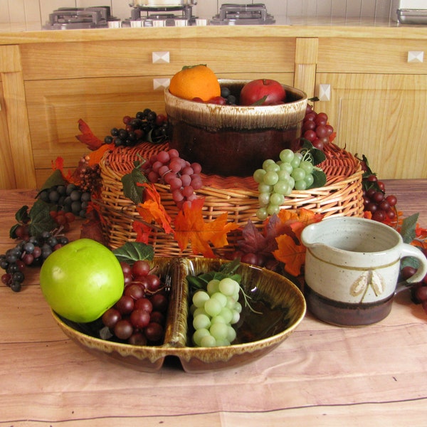 Vintage Hulls Brown Drip McCoy Salad Bowl - Hull Drip Style  Divided Serving Dish-Thrown Pottery Creamer or Gravy Boat