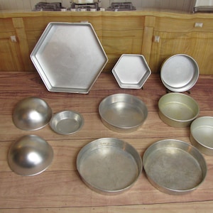 Vintage Wilton  Hexagonal Layer Cake Pans -Small Rounds-Dome-Tier Wedding - Present Cake- Bridal-Reception-Tart Pans