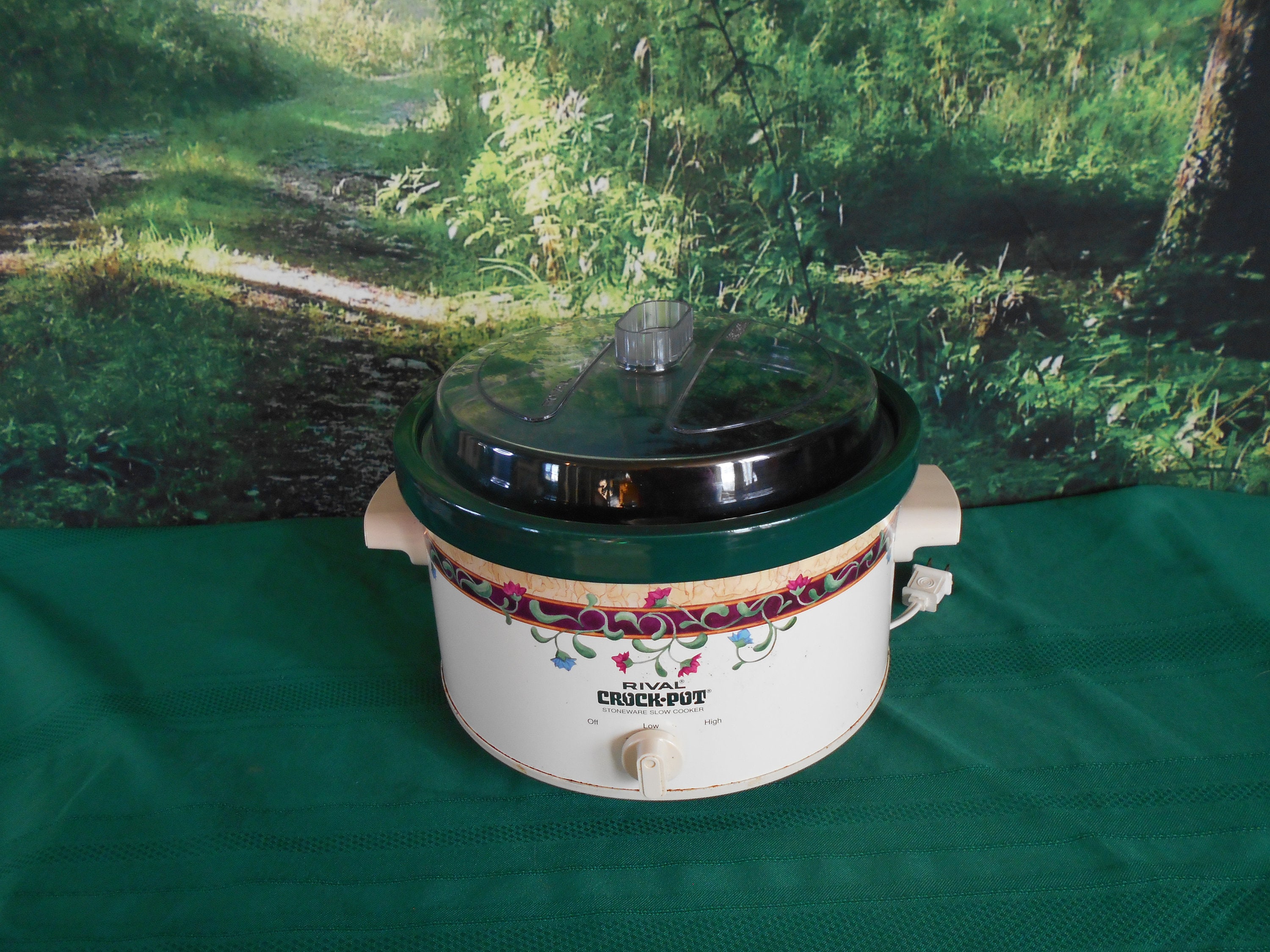 crock pot stoneware slow cooker
