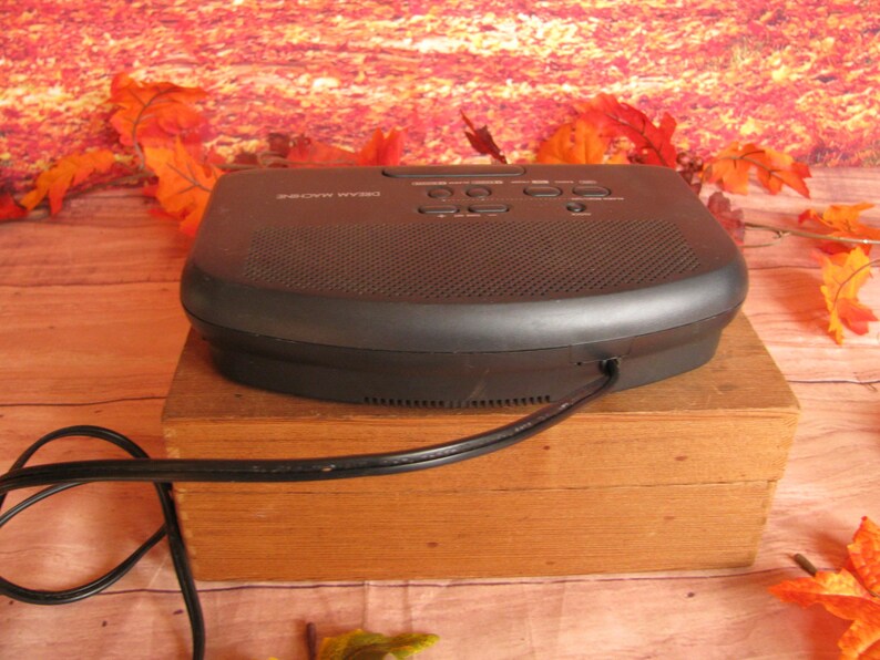 Vintage Emerson Research or GE Digital Clock Radio- Phillips Magnavox Compact Disc image 15