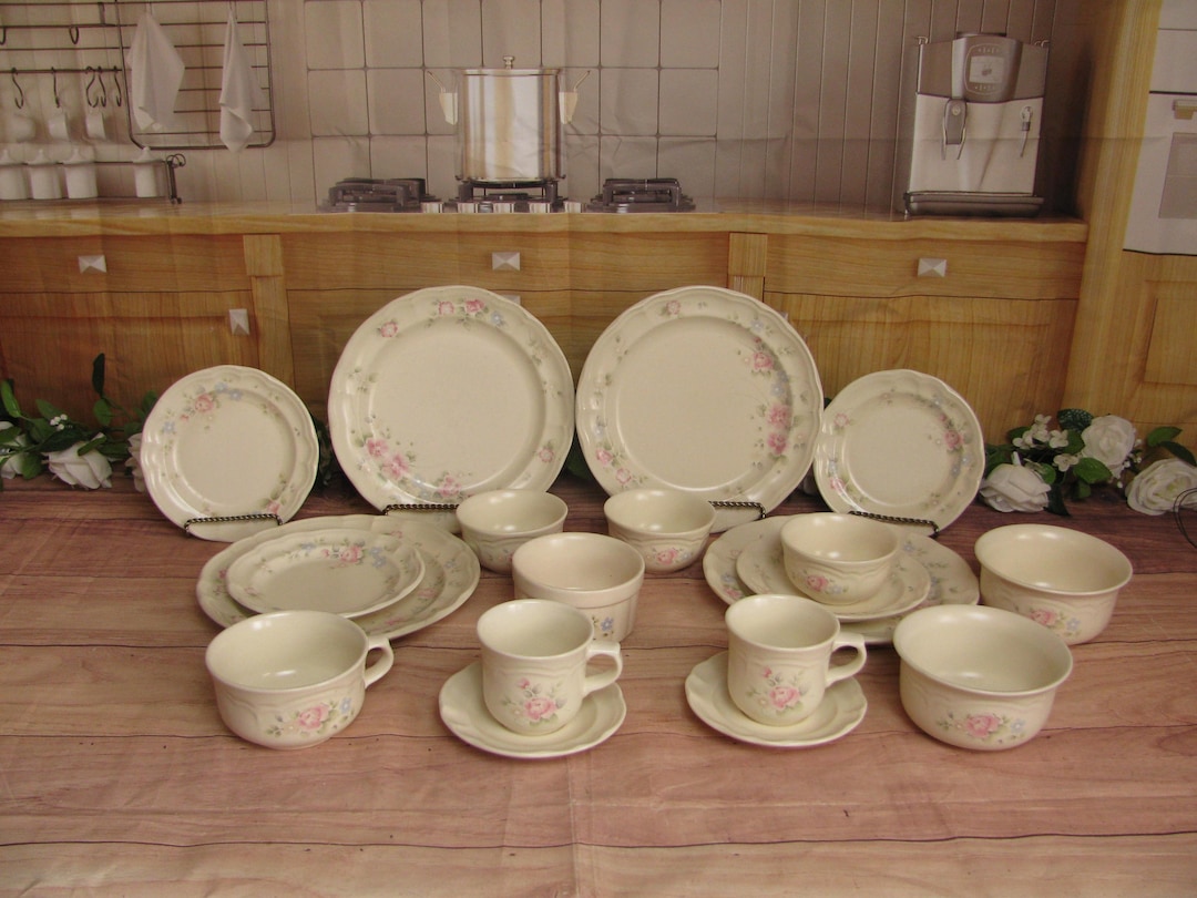 Vintage Pfaltzgraff Tea Rose Stoneware -plates- Bowls-ramekins