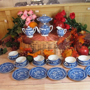 Blue Willow Bone China/Porcelain 25 Piece Tea Set- Demitasse Miniature Japan-Excellent Condition-Collector Quality