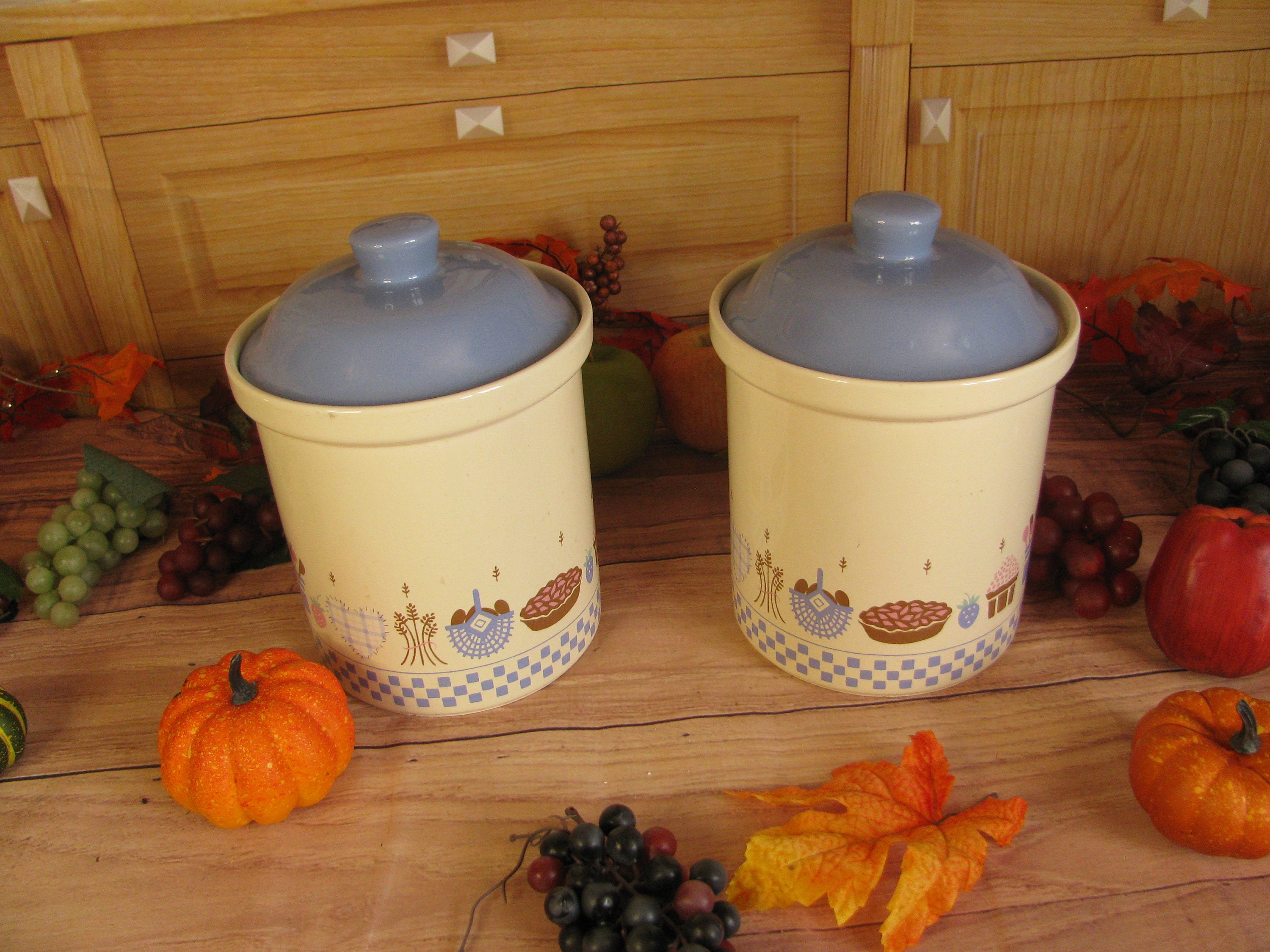 Vintage the Hallmark Auntie Em Collection Canisters- Stoneware