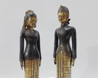 Escultura de pareja de Java en miniatura, boda en Java, escultura de bronce, estatua de pareja, estatua de bienvenida a Java.