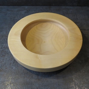 Maple bowl with wide rim