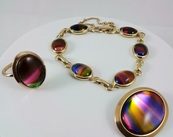 Vintage Sarah Coventry Harmony Rainbow Glass Pulsera, broche y anillo ajustable, conjunto de joyas a juego firmado, joyas de la finca
