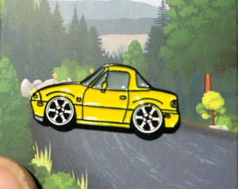 Pines Auto de esmalte NA SUNBURST YELLOW Miata MX5 Roadster Pin