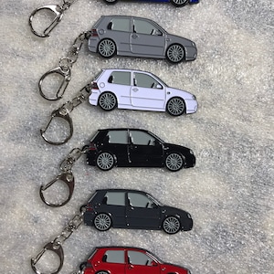 Golf R32 Keychain enamel on Metal 8 colors