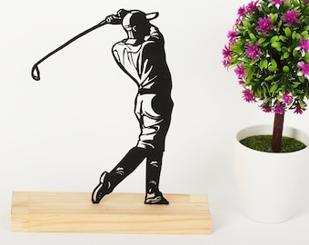 Figur Golfer mit Ausrüstung auf Holzsockel silberfarben 22 cm inkl Gravurschild 