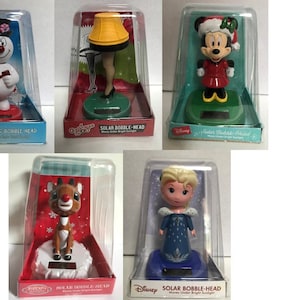 Solar Wackelfigur Tanzfiguren Solarfigur,Bobbleheads Armaturenbrett  Ornamente Puppe Auto Solarbetriebene Tanzspielzeug Dekoration Schwingenden  Kopfschütteln Spielzeug Für Fensterbank,Büro,Schreibtisch : :  Spielzeug