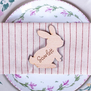 Impostazione del luogo personalizzato di Pasqua, nome del luogo di Pasqua, segnaposto di Pasqua, targhetta con il nome del cestino di Pasqua, nome del luogo del coniglietto pasquale, bomboniere di Pasqua