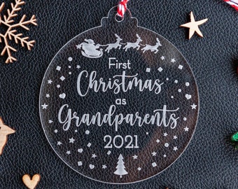 Personalised First Christmas As Grandparents, Christmas Tree Decor, 1st Christmas, 2023 Christmas Bauble, New Parent Gift, Clear, CX9