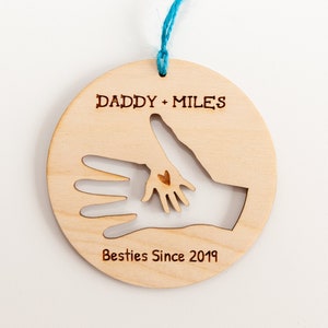 Fathers Day Besties Personalised Hanging Decoration, Dad to Be Personalised Keepsake Gift, Daddy To Be, Besties Forever Daddy & Daughter