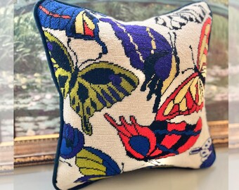 Servicio de acabado personalizado para cojines bordados: Tela, ribete, cordón, relleno de plumón.