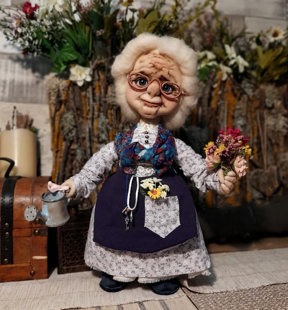 Granny Sweet Seller Doll お菓子売り人形　アンティーク Granny Sweet Seller Doll お菓子売り人形 アンティーク Handmade