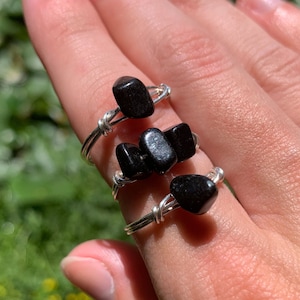 Black Tourmaline Crystal Ring, pure copper, Gift idea, ring for protection, raw stone, small black tourmaline ring, black tourmaline jewelry