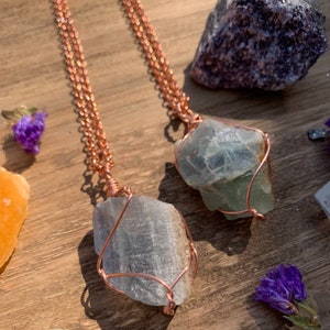 Green Fluorite Crystal Necklace, crystal for protection, fluorite necklace, natural fluorite, fluorite pendant, fluorite jewelry, gift ideas