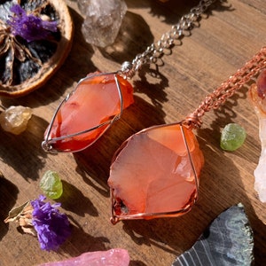 High Quality Carnelian Crystal Necklace, Natural Carnelian Stone, Carnelian jewelry, gift ideas, handmade pendant, rough carnelian