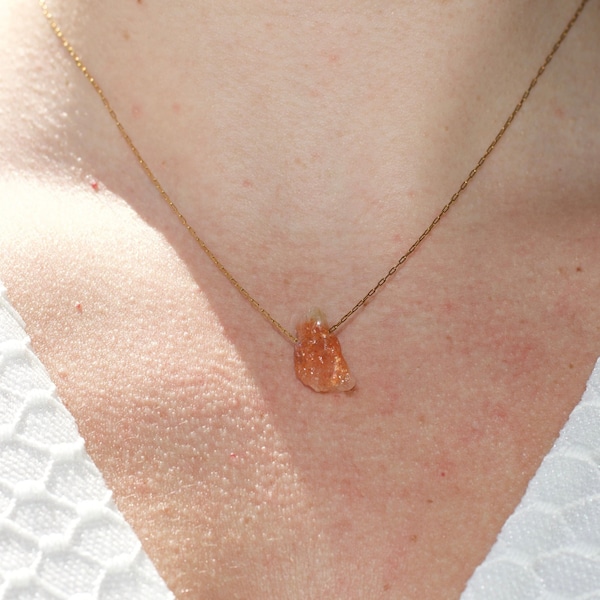 Raw Sunstone Crystal Layering Necklace, Dainty Sunstone Necklace, Gold, Gift for her, Healing Necklace, Chakra Healing, Anniversary Gift