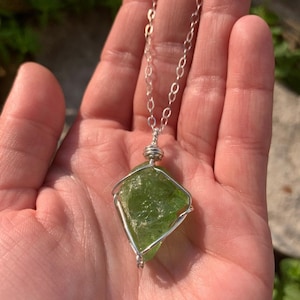 Medium Raw Peridot Necklace, Prosperity Necklace, heart chakra, natural peridot jewelry, abundance necklace, peridot pendant, gift for her image 5