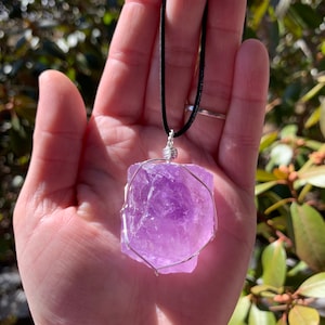 Gemmy Amethyst Crystal Necklace, large purple amethyst, pure copper, copper chain, natural stone, amethyst pendant, amethyst jewelry, purple
