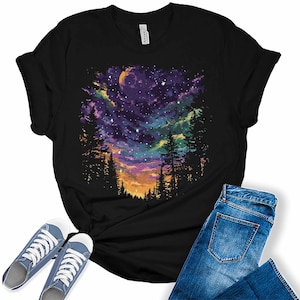 Women&#39;s Purple Moon Northern Lights Night Sky Graphic Tees, Gifts for Her, Hiking Shirt, Camping Shirt, Outdoors Shirt, Vacation Shirt