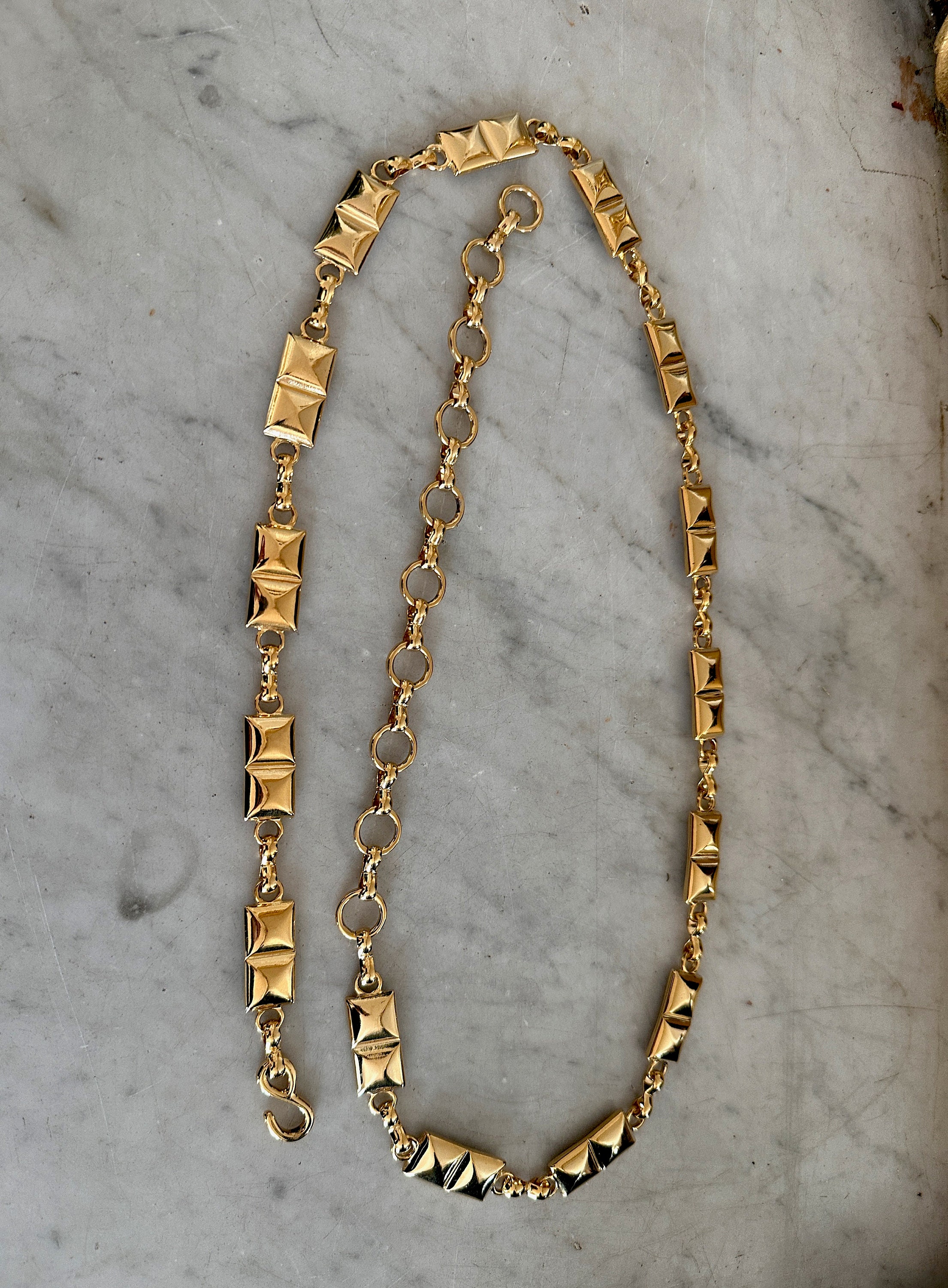 Gold Rectangle Bold Chunky Open Metal Link Chain Belt Chunky Gold Chain Belt With Chain Tassel, Lightweight Gold  main image 3