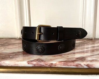 Ceinture noire en cuir, fabriqué en France,  30mm de large. Black leather belt made in France