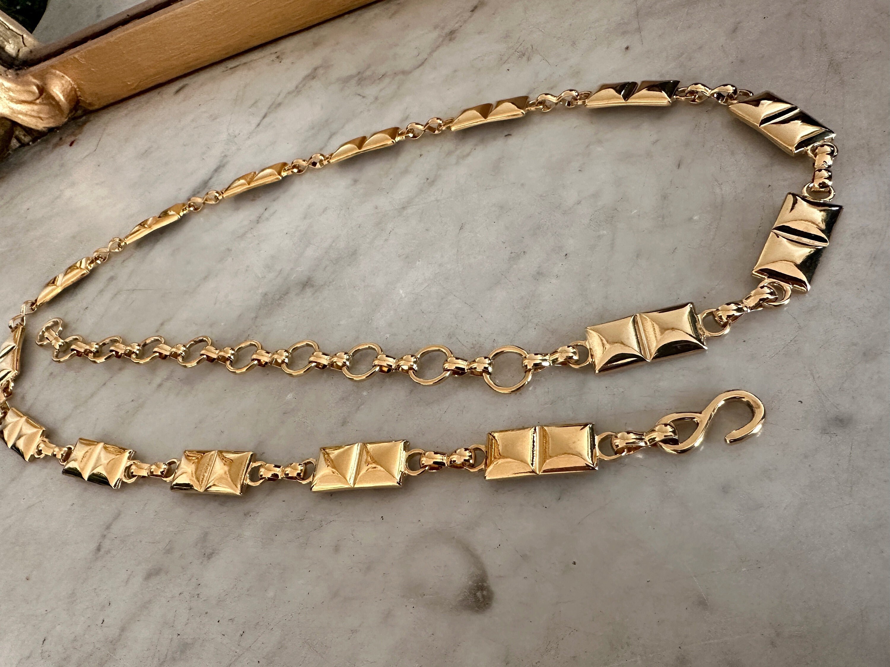 Gold Rectangle Bold Chunky Open Metal Link Chain Belt Chunky Gold Chain Belt With Chain Tassel, Lightweight Gold  main image 4