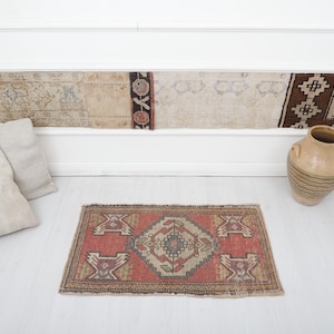2x3 Door mat, Entryway Rug, 2x3 Small Rug,Turkish Doormat Rug, Vintage Doormat Rug, Kitchen Rug, Bath Mat,Bathroom Rug,Turkish Mini Rug,7729