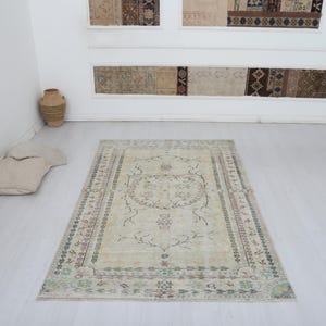 4x7 Vintage Turkish Oushak Rug: Muted Anatolian Wool