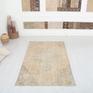 4x7 Vintage Turkish Oushak Rug: Muted Anatolian Decor