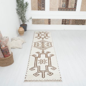 Vintage Oushak Wool Runner Rug - 3x11 Turkish Anatolian