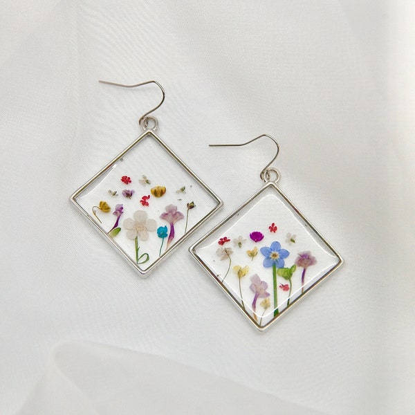 Wildflower Earrings, Silver Square Bezel, Sterling Silver Ear Wire, Real Pressed Flowers, Forget Me Not, Colorful Jewelry, Resin Accessories