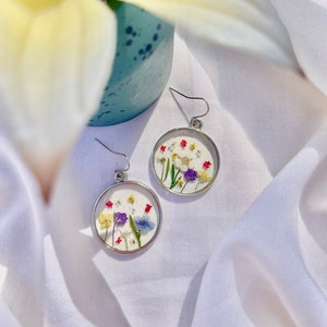 Circle Wildflower Earrings, Sterling Silver, Real Pressed Flowers, Rainbow Flower Arrangement, Lightweight, UV Resin Jewelry, Hypoallergenic image 1
